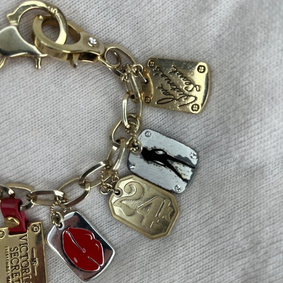Victoria's Secret VS Angel Supermodel Charm Bracelet with Handcuff clasp - Picture 5 of 8
